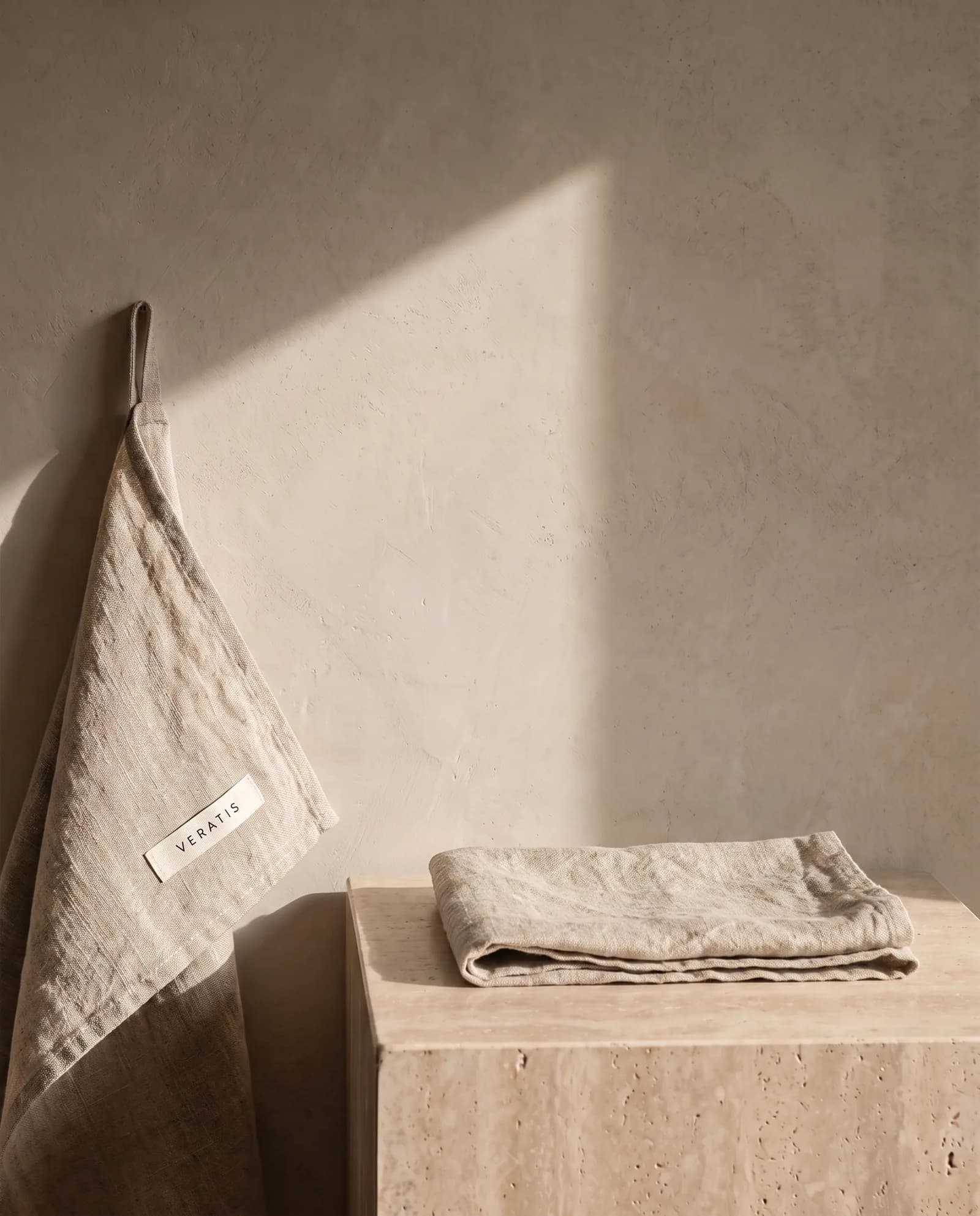Linen Tea Towels — Pair, 70 × 45 cm, with a hanging loop
