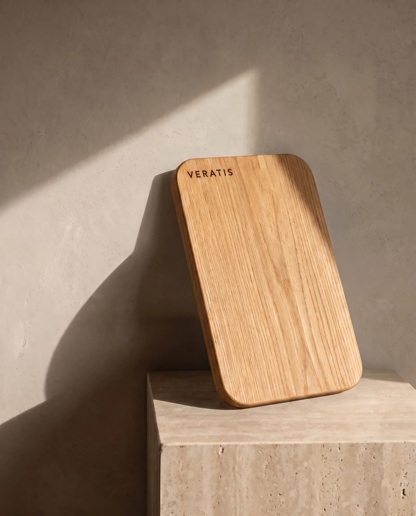Oak Board, Small — 32 × 22 cm board for bread, cheese and quick work