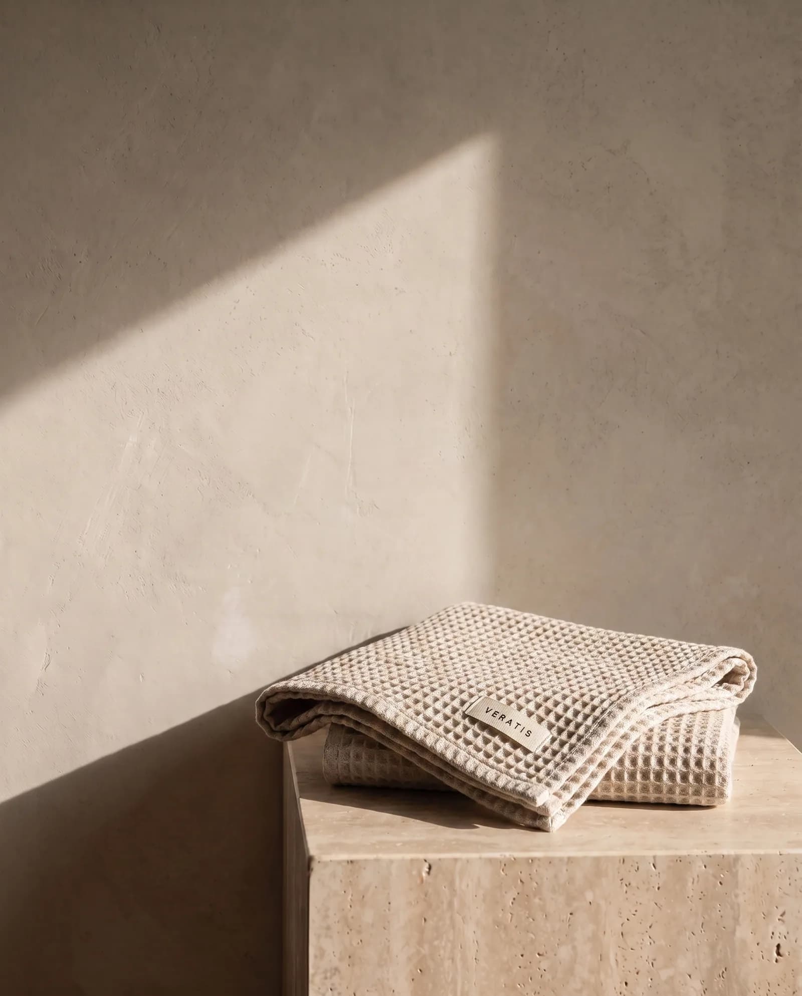Waffle Bath Towel — 140 × 70 cm, linen and cotton waffle weave