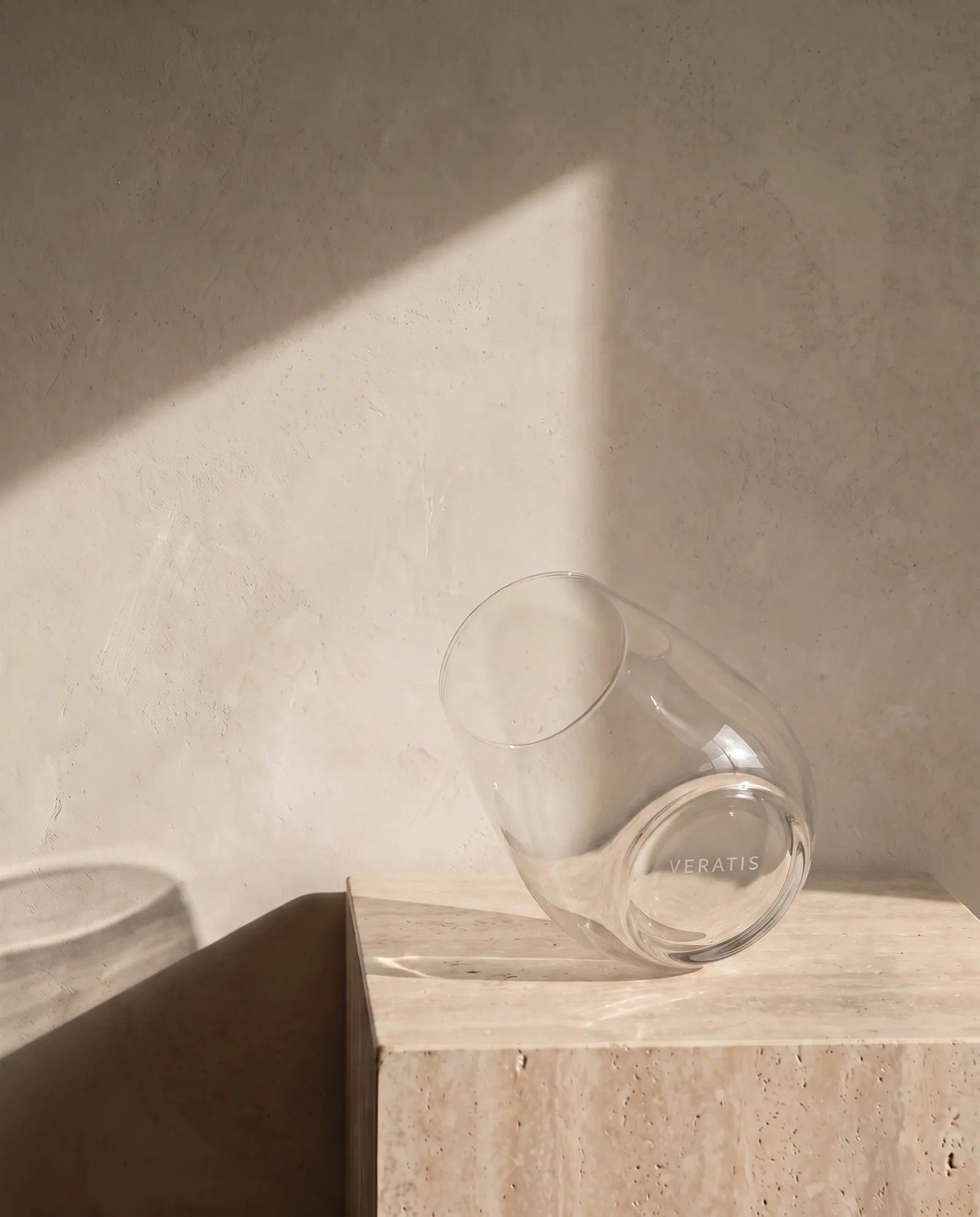 Wine Glass — Stemless 380 ml glass for red and white alike